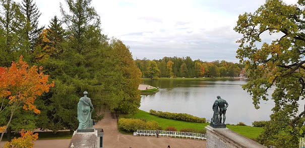 Palais Catherine- dans le parc